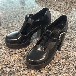 Madden Girl Black Chunky Platform Heels Vintage 90s Y2K style size 8 Anime Goth